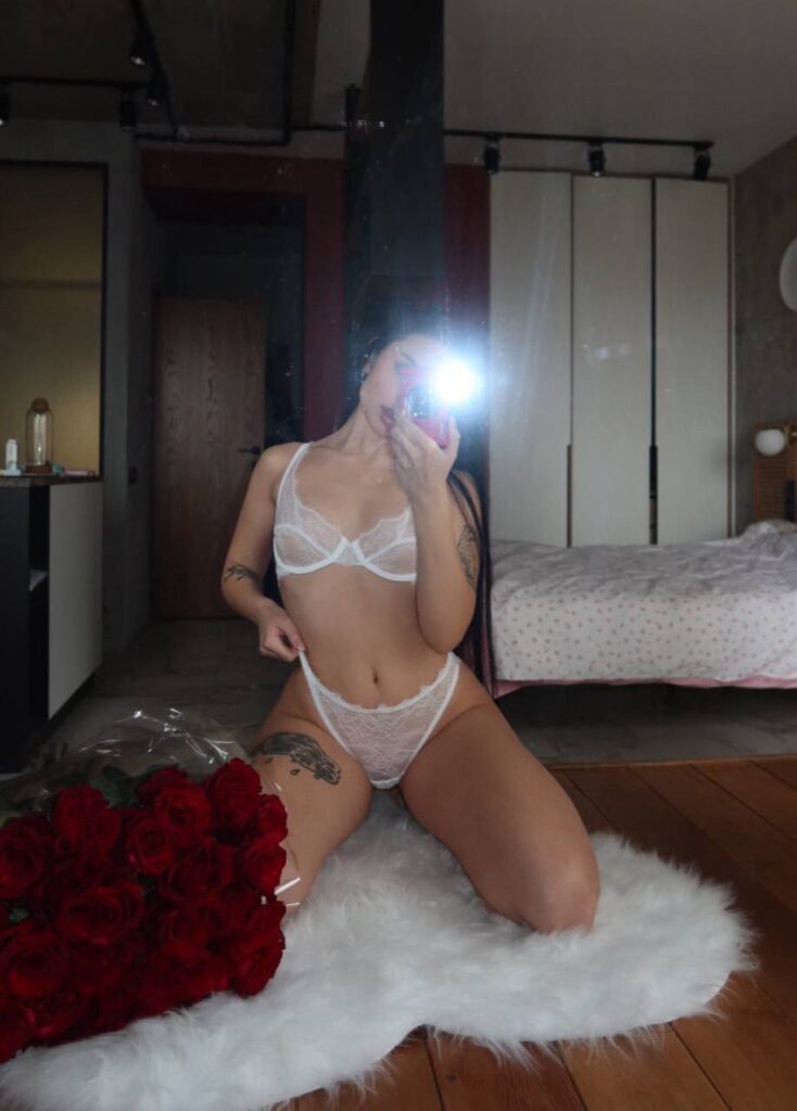 Liroshka OnlyFans leak photo 20