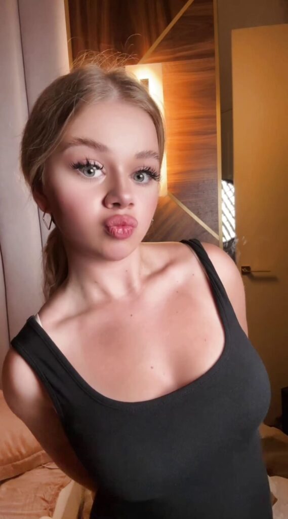 Машера OnlyFans leak photo 19