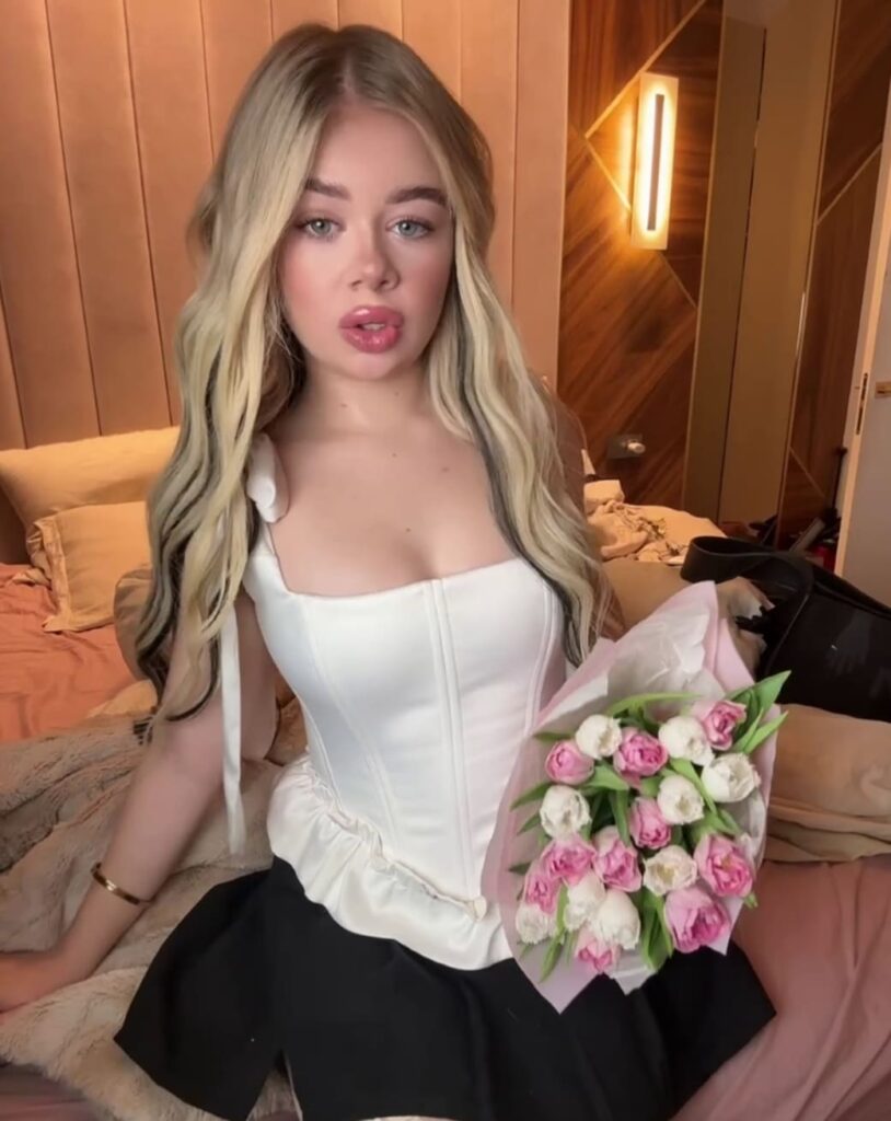 Машера OnlyFans leak photo 23