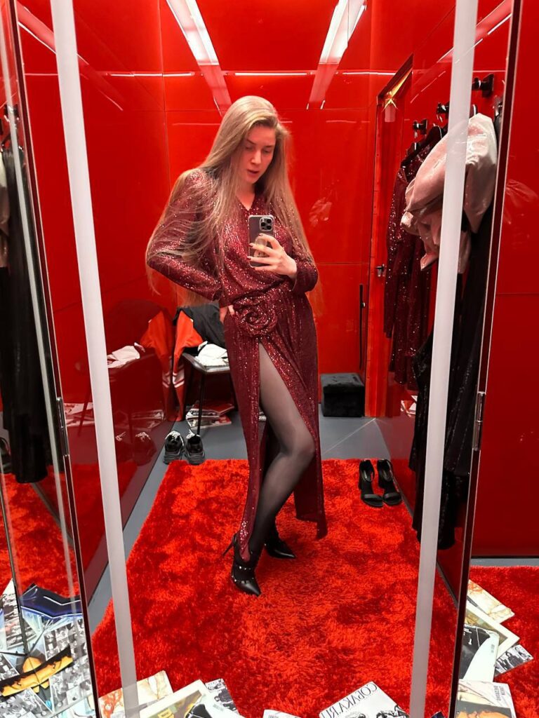 Слив Dinablin (Дина Ржеуцкая) OnlyFans фото