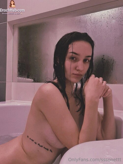 Sophie sssonettt OnlyFans leak photo 20